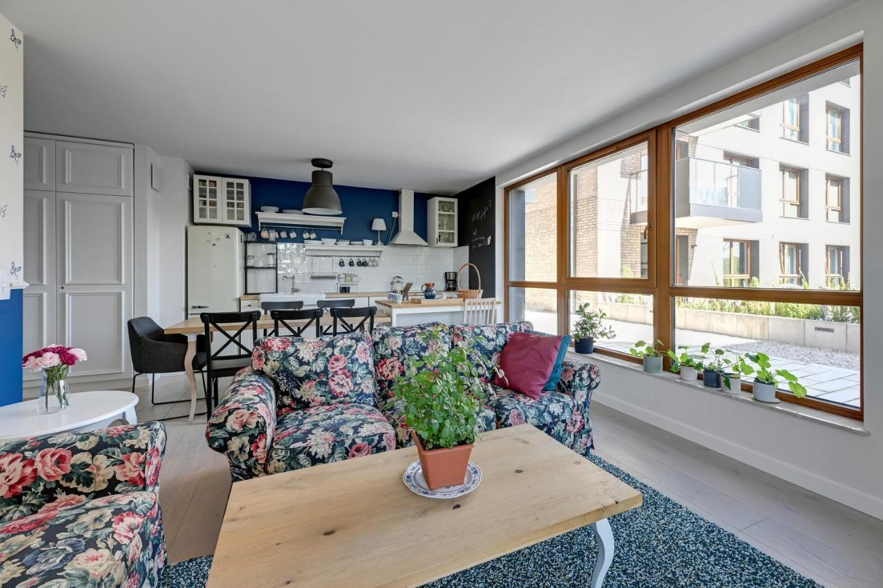 Garden Apartment Sadowa กดัญสก์ ภายนอก รูปภาพ